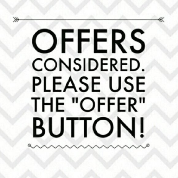 Requirements | 2-Button Navy Long-Sleeve Dress Blazer with Pockets | Sz 8 - Picture 8 of 9